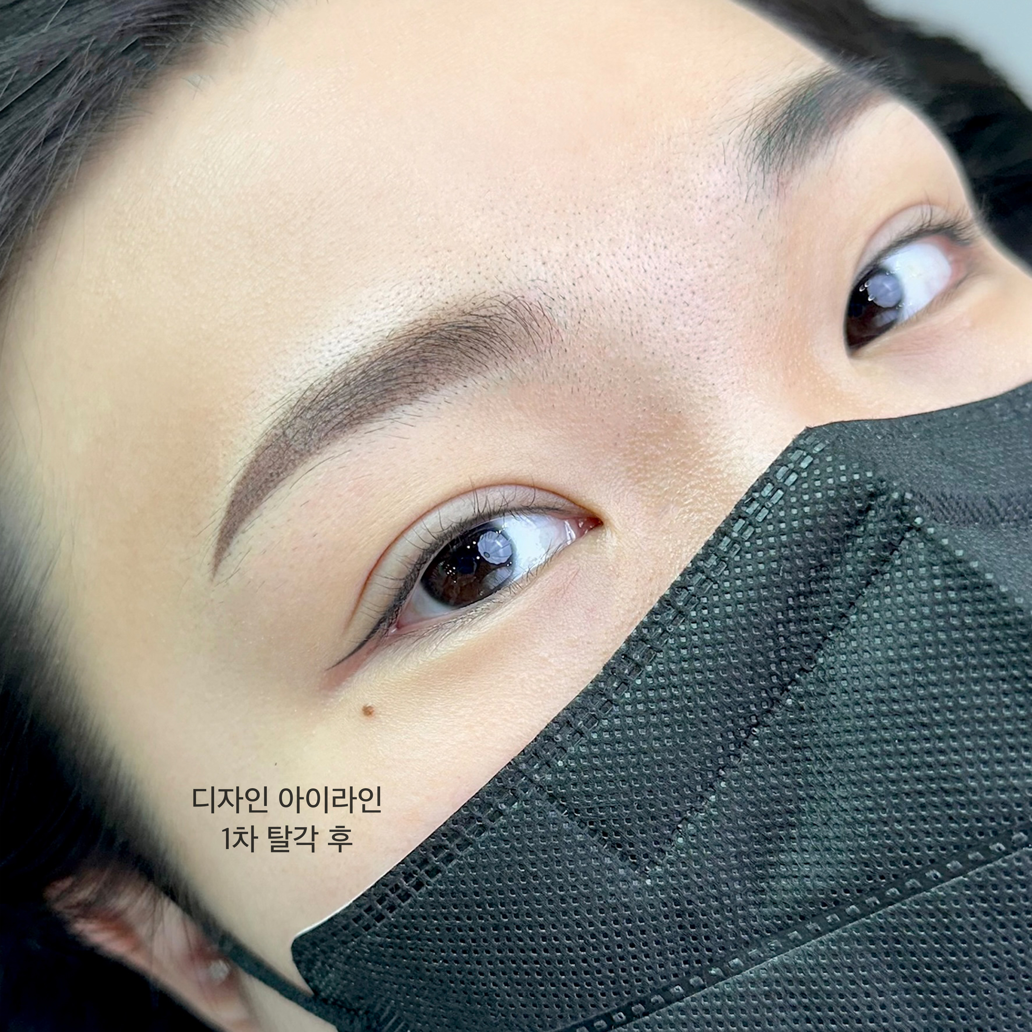 아이라인 하나로 눈매가 달라졌어요